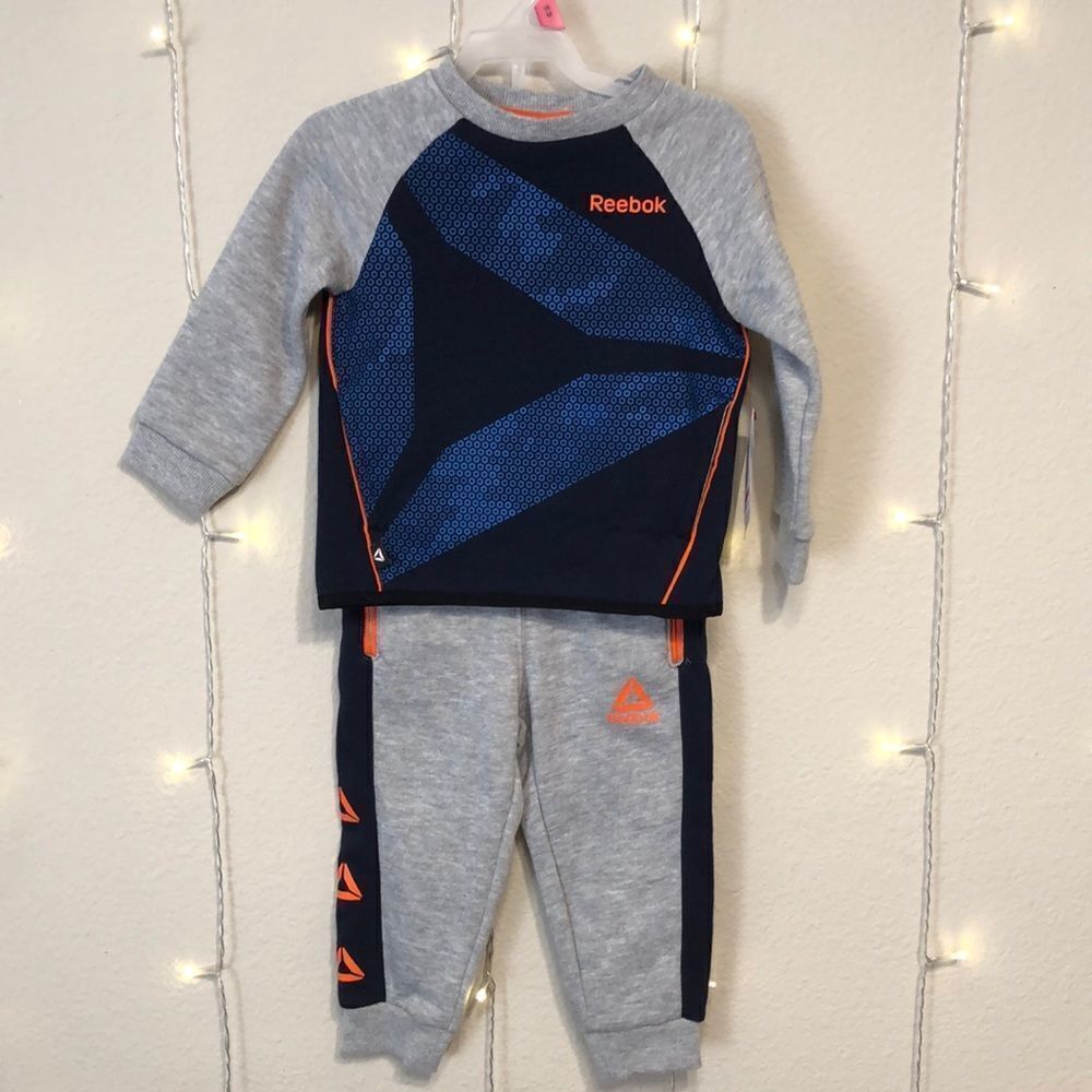 NWT Reebok 2 Piece Sweatsuit SIZE 18 Months